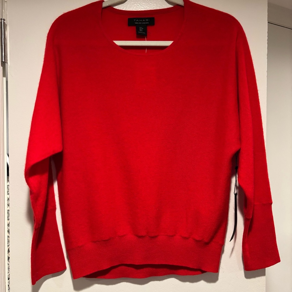 Red Cashmere Tahari Sweater Size Small.  New With Tags - Picture 12 of 12